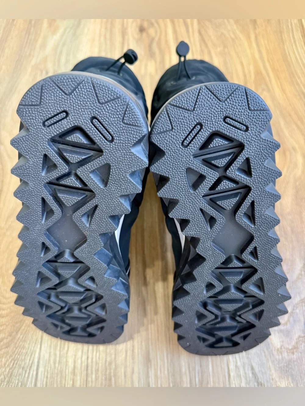 Adidas x Stella McCartney Winter Boots Size 6 Black Strap Snow Boots
